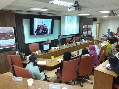 106.12.15《北美鐵路華工：歷史、文學與視覺再現》新書發表會